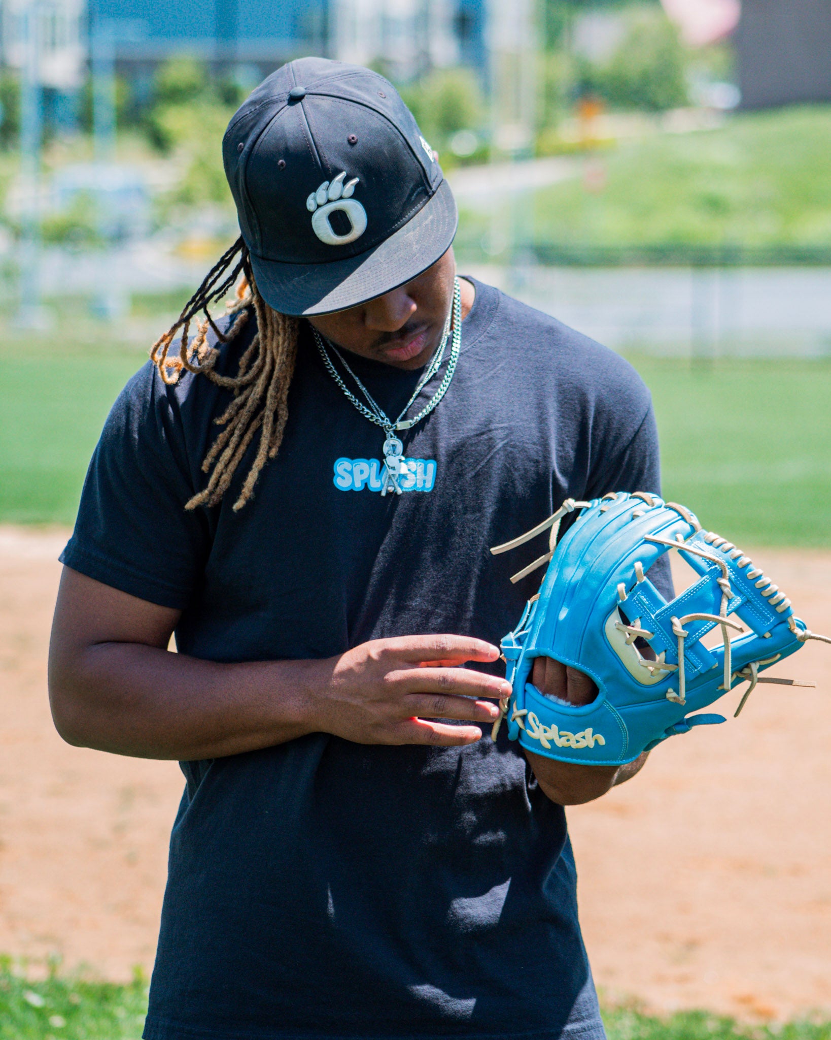 Blue Beach Glove